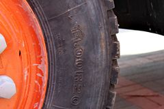 江淮 格尔发A3L重卡 280马力 4X2 港口牵引车(窄体)(HFC4181P2K4A35F)