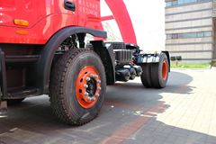 江淮 格尔发A3L重卡 280马力 4X2 港口牵引车(窄体)(HFC4181P2K4A35F)