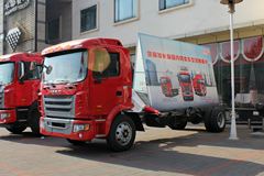 江淮 格尔发K3中卡 150马力 4X2 6.8米载货车底盘(HFC1161PZ5K1E1AF)