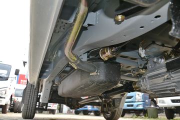 �� T32 1.3L 82���� ���� 2.1��˫��΢��(������)(SY1020LC4AP)ͼƬ