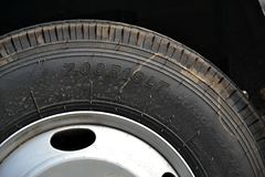 金杯 运盈M系列 129马力 4X2 4.23米单排厢式轻卡底盘(SY5040XXYD-V1)