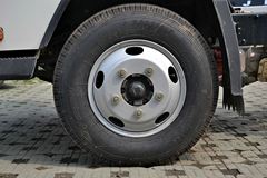 金杯 运盈M系列 129马力 4X2 4.23米单排厢式轻卡底盘(SY5040XXYD-V1)