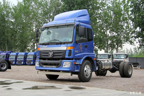 福田 欧曼ETX 3系中卡 170马力 4X2 6.75米载货车底盘(BJ5163CCY-XE)