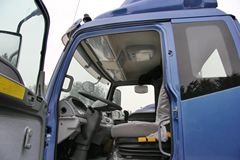 福田 欧曼ETX 3系中卡 170马力 4X2 6.75米载货车底盘(BJ5163CCY-XE)