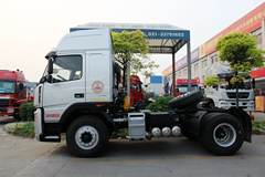 大运 N8E重卡 290马力 4X2牵引车(CGC4108WD42)