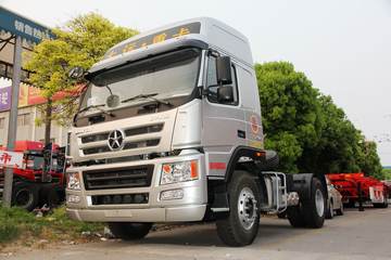 大运 新N8E重卡 350马力 4X2牵引车(玉柴)(CGC4180D5DAAD)