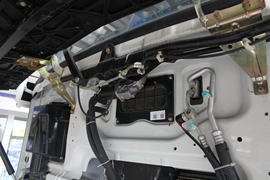 菱马H3&nbsp;载货车驾驶室                                               图片