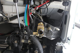 菱马H3&nbsp;载货车驾驶室                                               图片