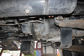 华菱M5&nbsp;自卸车底盘                                                图片