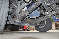 华菱 重卡 300马力 6X4 5.6米自卸车(HN3250B34C6M4)