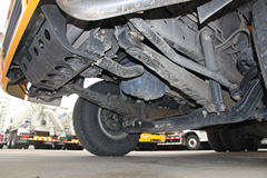 华菱 重卡 300马力 6X4 5.6米自卸车(HN3250B34C6M4)