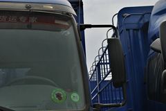 福田 欧马可5系中卡 170马力 4X2 6.8米厢式载货车(BJ5169XXY-F2) 福田 欧马可5系中卡 170马力 4X2 6.8米厢式载货车(BJ5169XXY-F2)