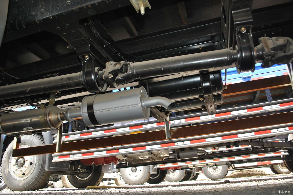  ŷ5ϵп 170 4X2 6.8ʽػ(BJ5169XXY-F2)                                                