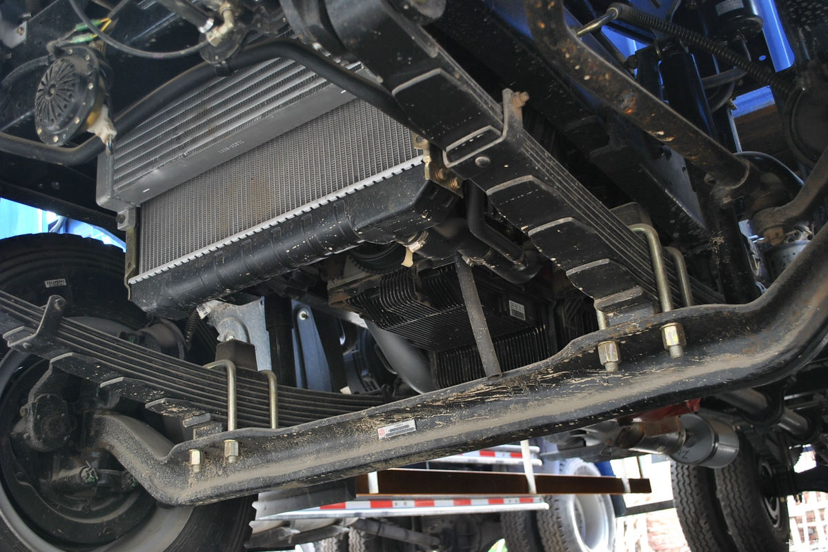  ŷ5ϵп 170 4X2 6.8ʽػ(BJ5169XXY-F2)                                                
