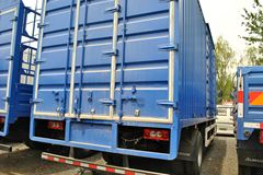福田 欧马可5系中卡 170马力 4X2 6.8米厢式载货车(BJ5169XXY-F2) 福田 欧马可5系中卡 170马力 4X2 6.8米厢式载货车(BJ5169XXY-F2)