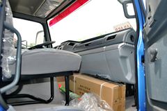 福田 欧马可5系中卡 170马力 4X2 7.8米仓栅式载货车(BJ5169XXY-F2)