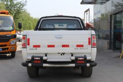 福田 萨普Z6 征服者 2.4L汽油 136马力 两驱 双排皮卡(舒适版)