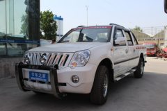 福田 萨普Z6 征服者 2.4L汽油 136马力 两驱 双排皮卡(舒适版)