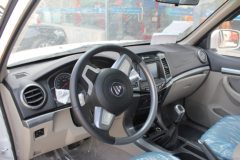 福田 萨普Z6 征服者 2.4L汽油 136马力 两驱 双排皮卡(舒适版)