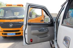 福田 萨普Z6 征服者 2.4L汽油 136马力 两驱 双排皮卡(舒适版)