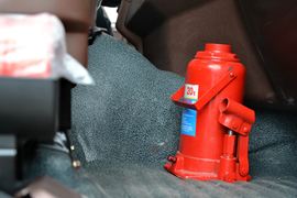 王牌W5G&nbsp;牵引车驾驶室                                               图片