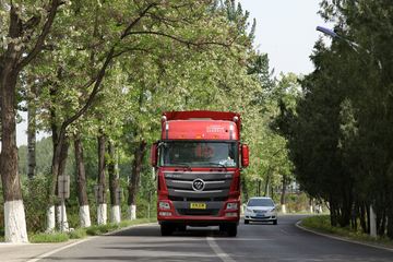 福田 欧曼GTL 6系重卡 245马力 6X2 9.53米排半栏板载货车(BJ1259VMPKP-AA)