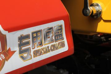 �������ó� ��� 180���� 4X2 6.3���泵��(ʯú��)ͼƬ