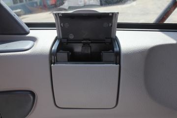 �������ó� ��� 180���� 4X2 6.3���泵��(ʯú��)ͼƬ