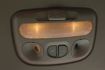 �������ó� ��� 180���� 4X2 6.3���泵��(ʯú��)ͼƬ