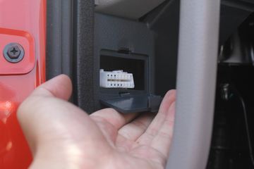 �������ó� ��� 180���� 4X2 6.3���泵��(ʯú��)ͼƬ