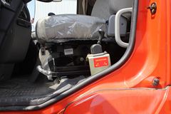 东风商用车 天锦 180马力 4X2 6.3吨随车吊(石煤机)