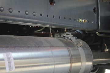 �������ó� ��� 180���� 4X2 6.3���泵��(ʯú��)ͼƬ