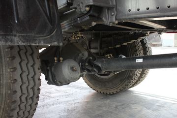 �������ó� ��� 180���� 4X2 6.3���泵��(ʯú��)ͼƬ