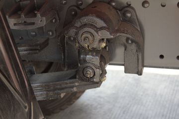 �������ó� ��� 180���� 4X2 6.3���泵��(ʯú��)ͼƬ