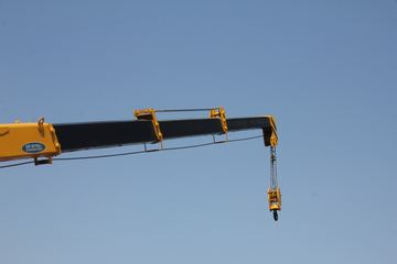 �������ó� ��� 180���� 4X2 6.3���泵��(ʯú��)ͼƬ