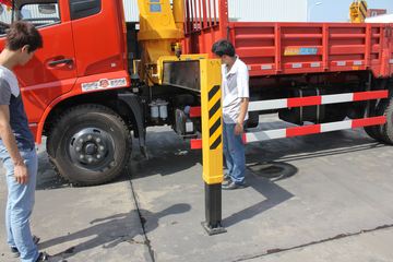 �������ó� ��� 180���� 4X2 6.3���泵��(ʯú��)ͼƬ