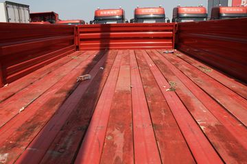 �������ó� ��� 180���� 4X2 6.3���泵��(ʯú��)ͼƬ