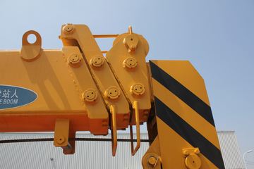 �������ó� ��� 180���� 4X2 6.3���泵��(ʯú��)ͼƬ