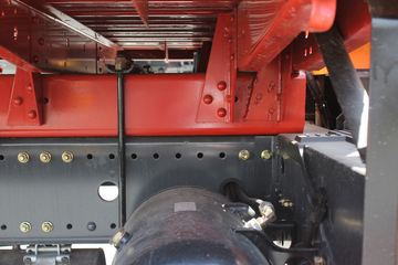 �������ó� ��� 180���� 4X2 6.3���泵��(ʯú��)ͼƬ