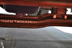 福田 欧曼ETX 6系重卡 380马力 6X4 LNG牵引车(BJ4253SNFCB-AC)