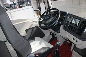 �ൺ��� JH6�ؿ� 460���� 6X4ǣ����ͼƬ