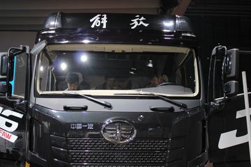 �ൺ��� JH6�ؿ� 460���� 6X4ǣ����ͼƬ