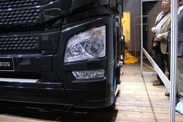 �ൺ��� JH6�ؿ� 460���� 6X4ǣ����ͼƬ