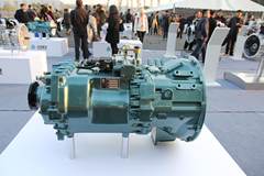 中国重汽HW25712X 12挡 手动变速箱