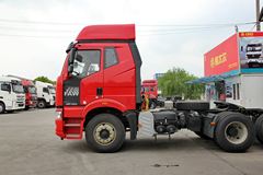 一汽解放 J6P重卡 420马力 6X4自动挡牵引车(AMT手自一体)(CA4250P66K24T1A1HE4X)