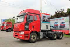 一汽解放 J6P重卡 420马力 6X4自动挡牵引车(AMT手自一体)(CA4250P66K24T1A1HE4X)