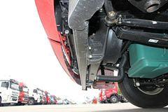 一汽解放 J6P重卡 420马力 6X4自动挡牵引车(AMT手自一体)(CA4250P66K24T1A1HE4X)