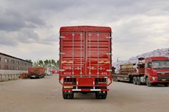东风华神 御虎中卡 190马力 6X2 7.2米仓栅式载货车(EQ5253CCYF1)