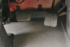 陕汽商用车 轩德中卡 220马力 6X2 8.6米仓栅式载货车底盘 陕汽商用车 轩德中卡 220马力 6X2 8.6米仓栅式载货车底盘