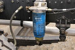 陕汽商用车 轩德中卡 220马力 6X2 8.6米仓栅式载货车底盘 陕汽商用车 轩德中卡 220马力 6X2 8.6米仓栅式载货车底盘